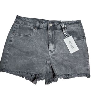 Zenana Graywash Raw Hem Shorts Nwt
